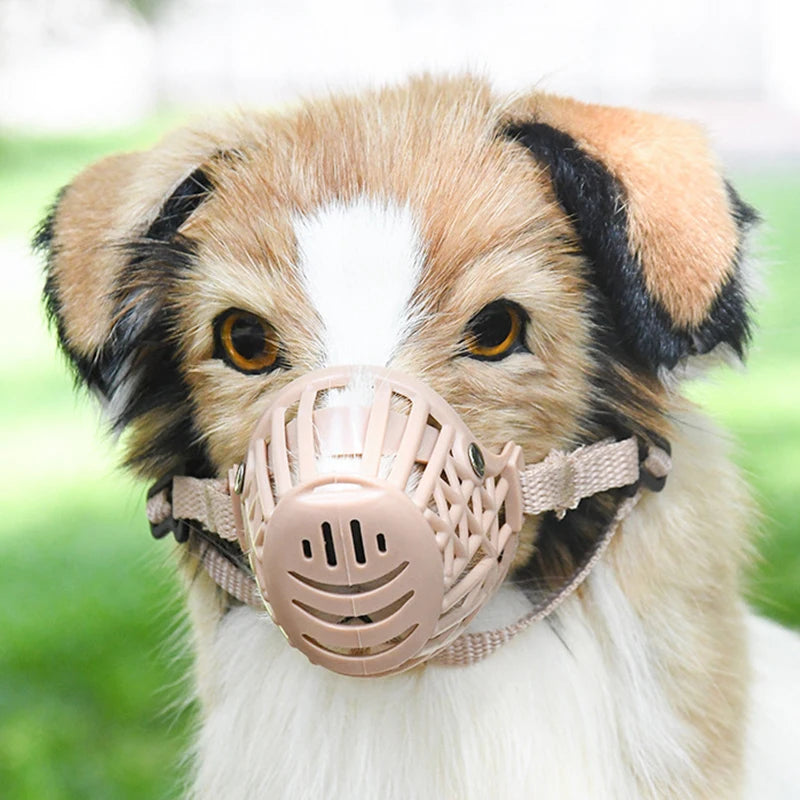 Adjustable Breathable Lightweight Anti-Bite Safety Mouth Guard For Dogs