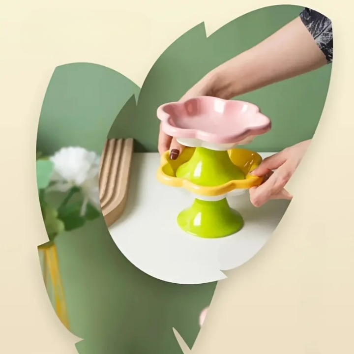 Flower-Shaped Elevated Ceramic Pet Bowl