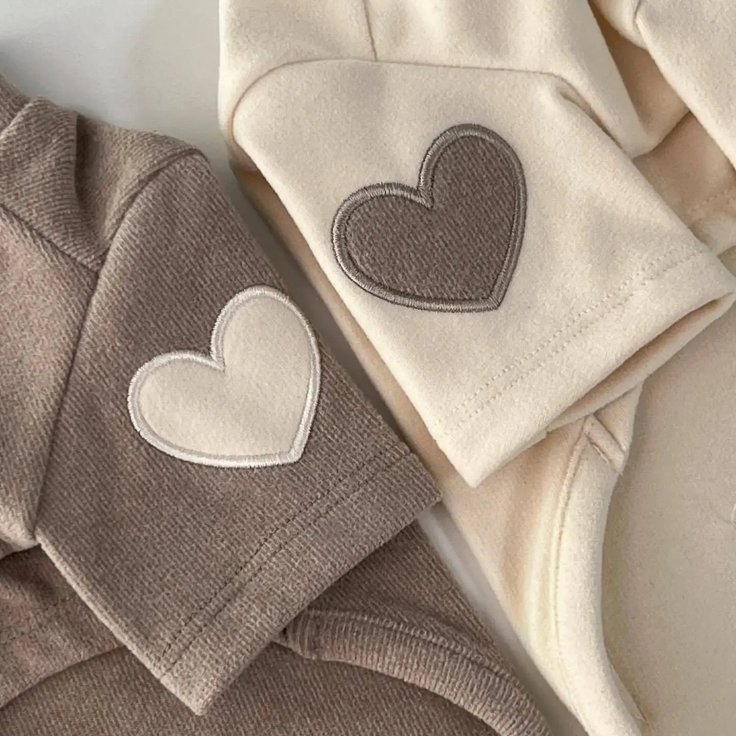 Heart Pattern Comfortable Pet Hoodie for Cats and Puppies