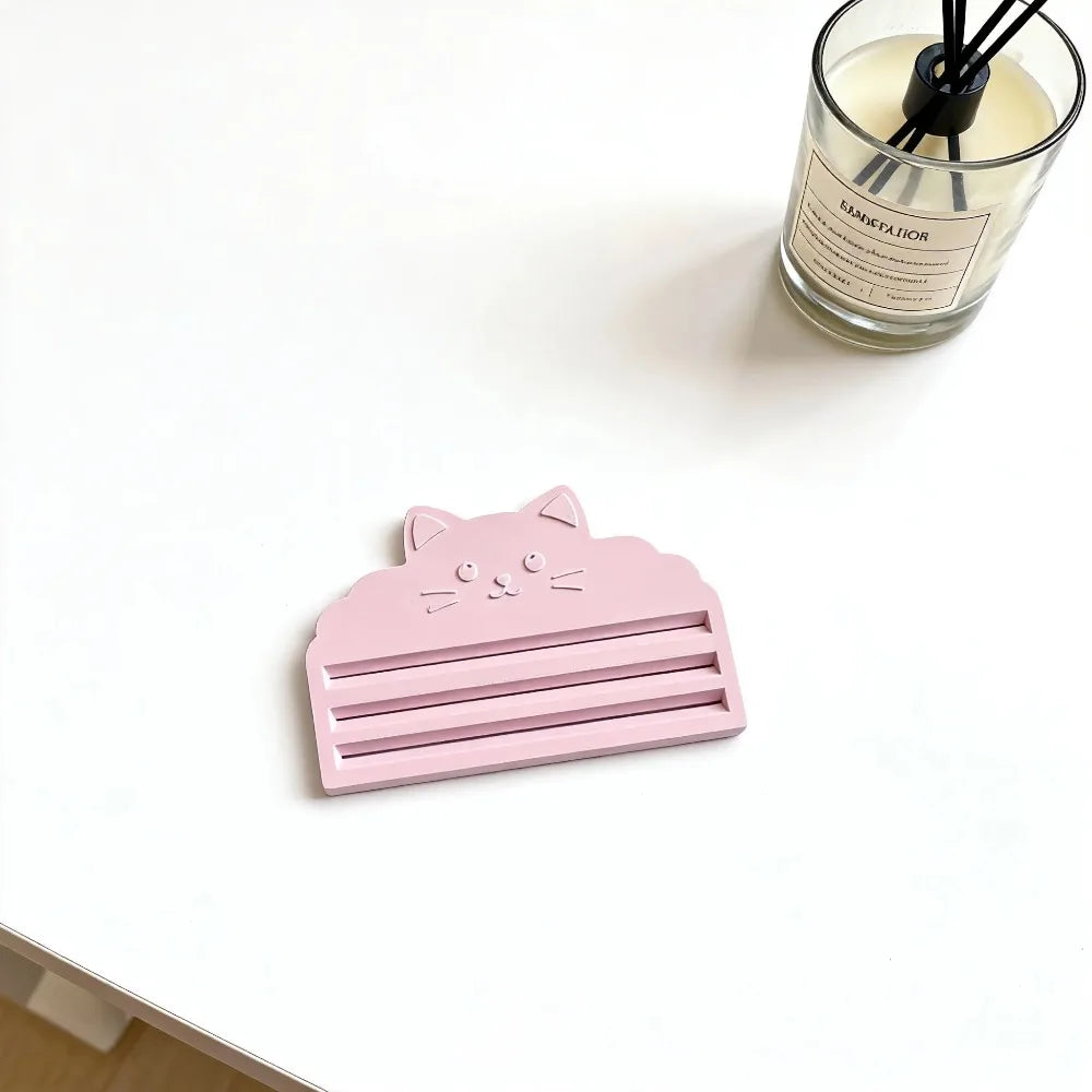 No-Waste Cute Cat Food Pouch Squeezer