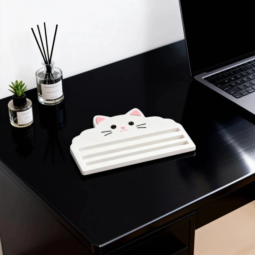 No-Waste Cute Cat Food Pouch Squeezer