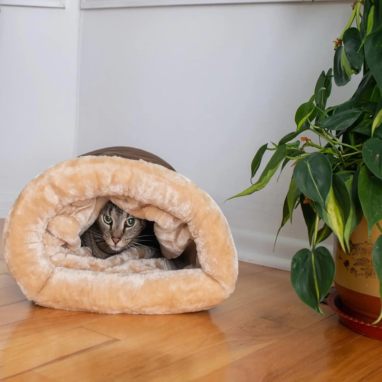 Warm and Cozy Semi-enclosed Cat Sleeping Bag Nest
